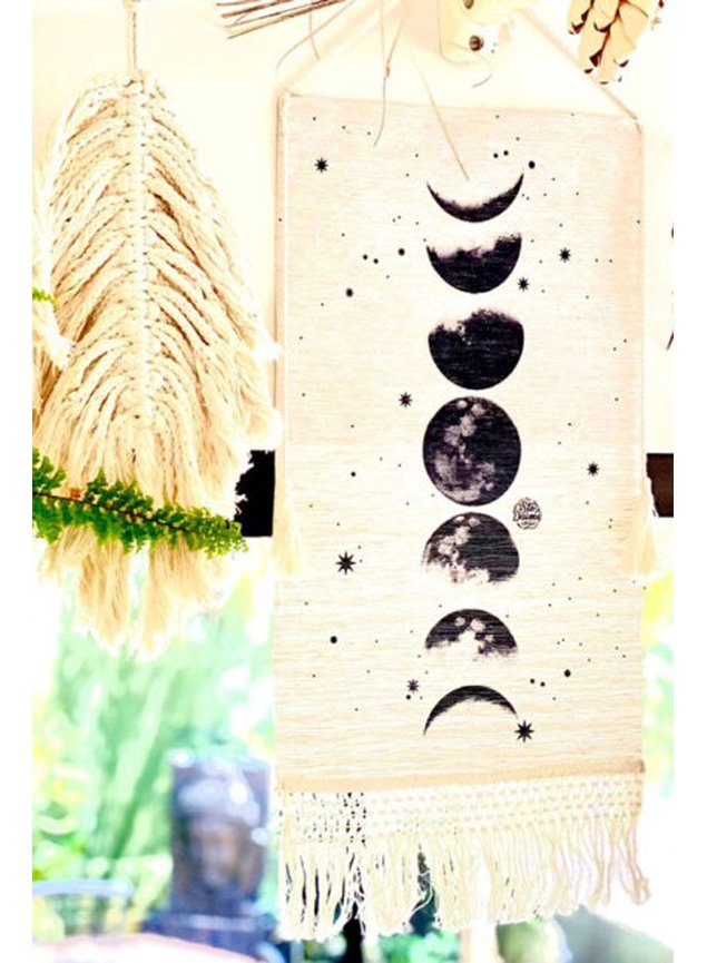 bandeirinha moon phases 1