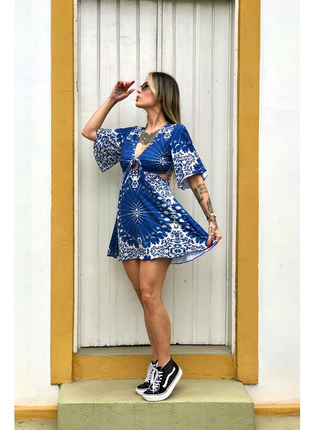 vestido curto babado astral 01